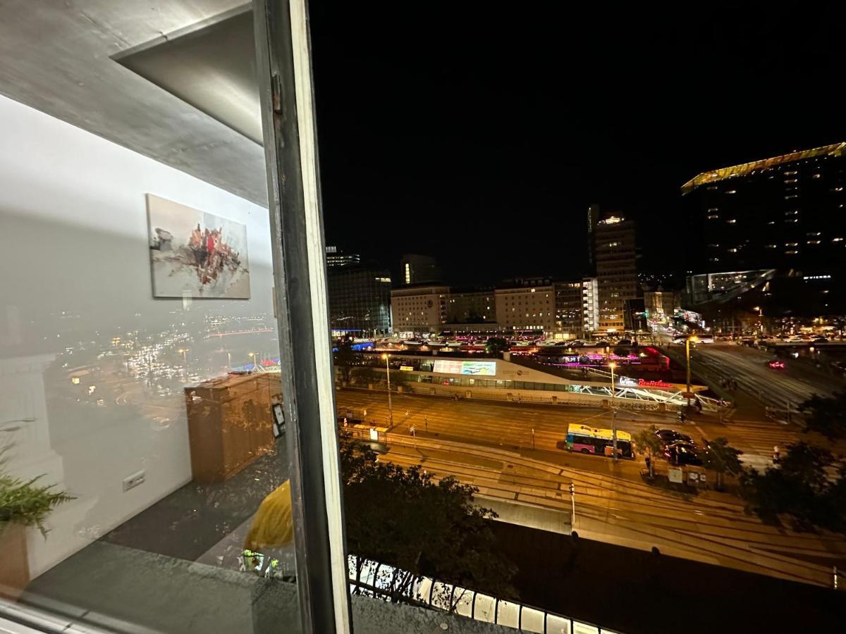 Apartment Am Schwedenplatz Wien Exteriör bild