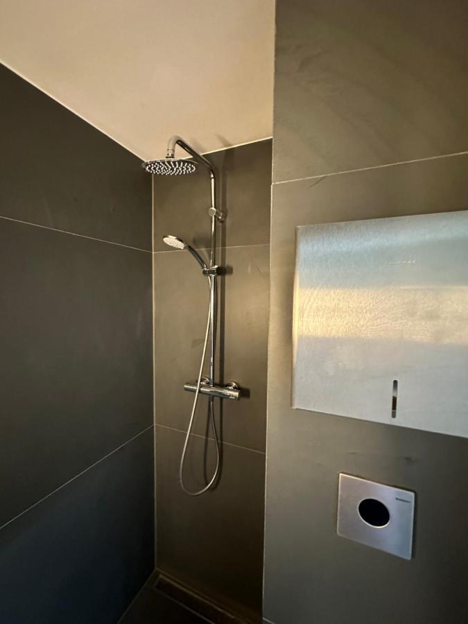 Apartment Am Schwedenplatz Wien Exteriör bild
