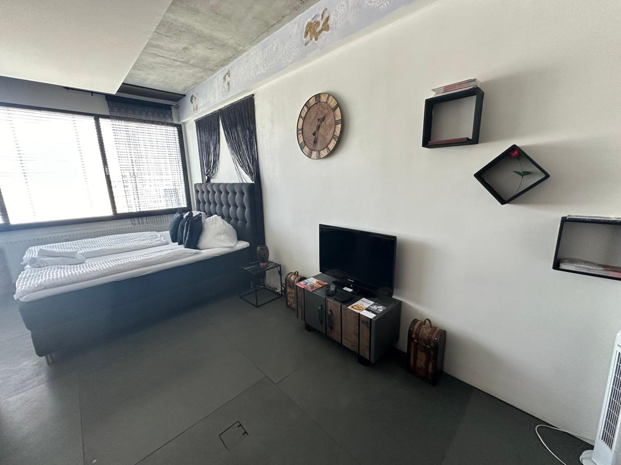 Apartment Am Schwedenplatz Wien Exteriör bild